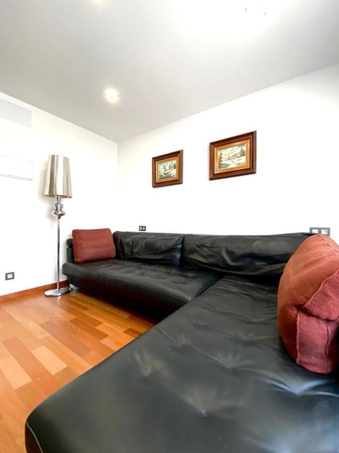 Grand Plaza Vega Apartman Burgo Kültér fotó