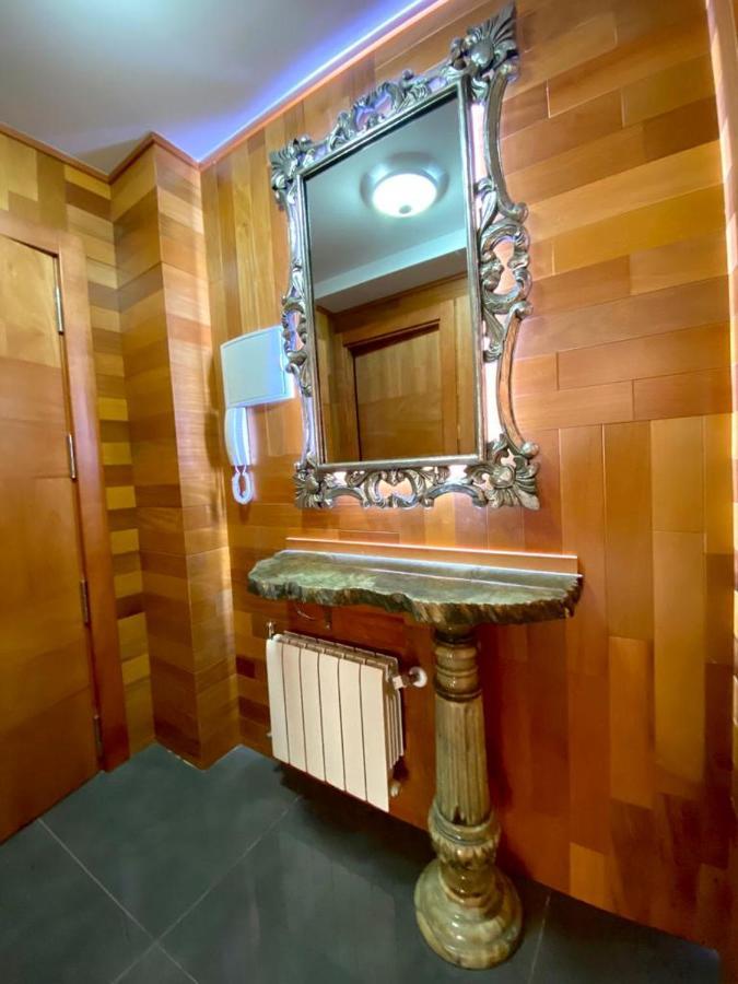 Grand Plaza Vega Apartman Burgo Kültér fotó